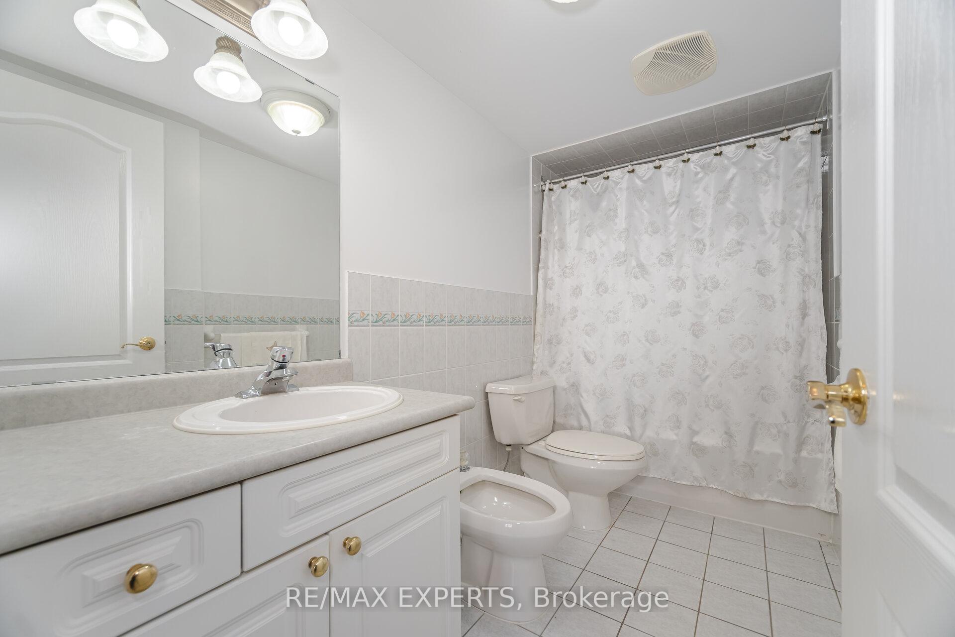 Photo 36 of Unit 312, 2504 Rutherford Road, Vaughan, Maple — HOMEH