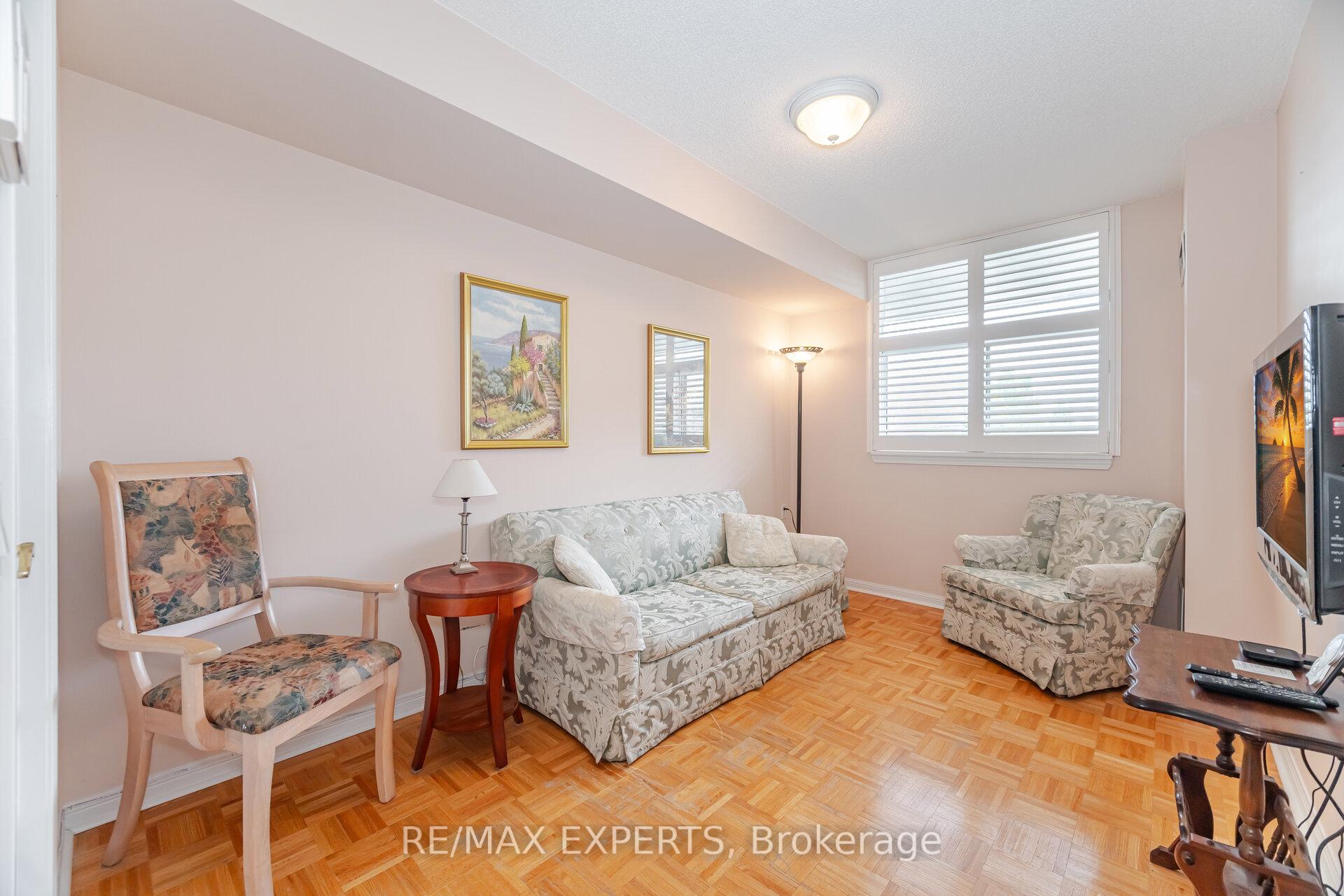 Photo 30 of Unit 312, 2504 Rutherford Road, Vaughan, Maple — HOMEH