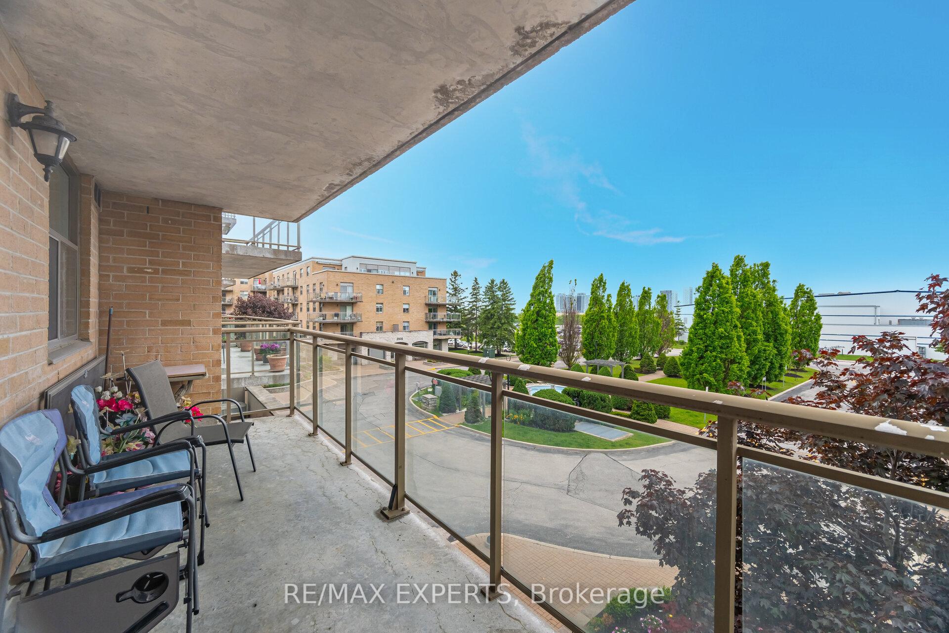 Photo 39 of Unit 312, 2504 Rutherford Road, Vaughan, Maple — HOMEH