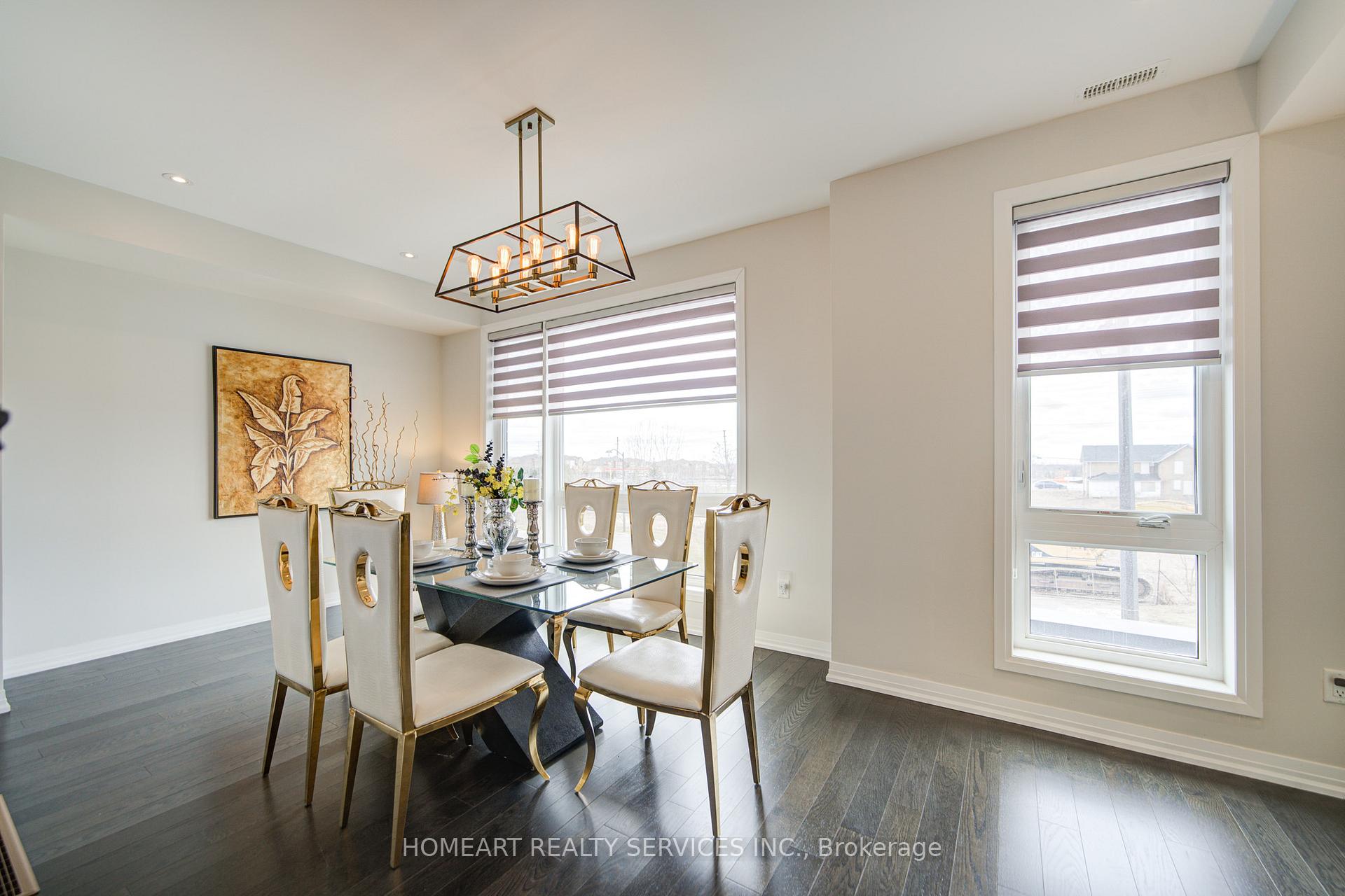Photo 3 of 20 Concetta Conte Avenue, Markham, Victoria Square — HOMEH