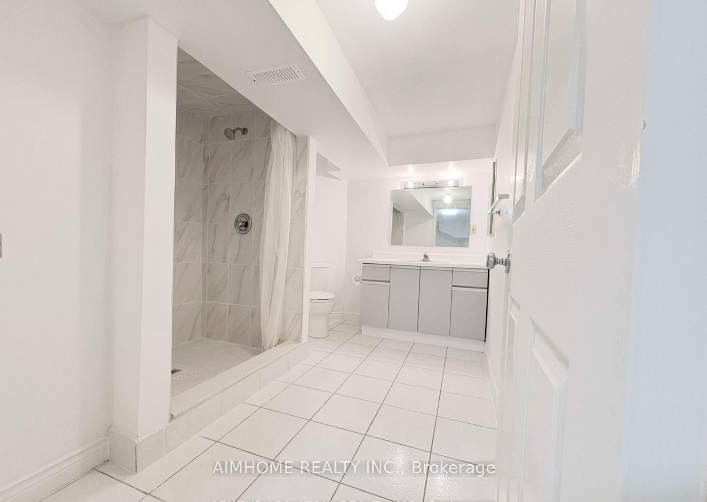 Photo 4 of Unit BSMT, 45 Marcus Crescent, Markham, Raymerville — HOMEH