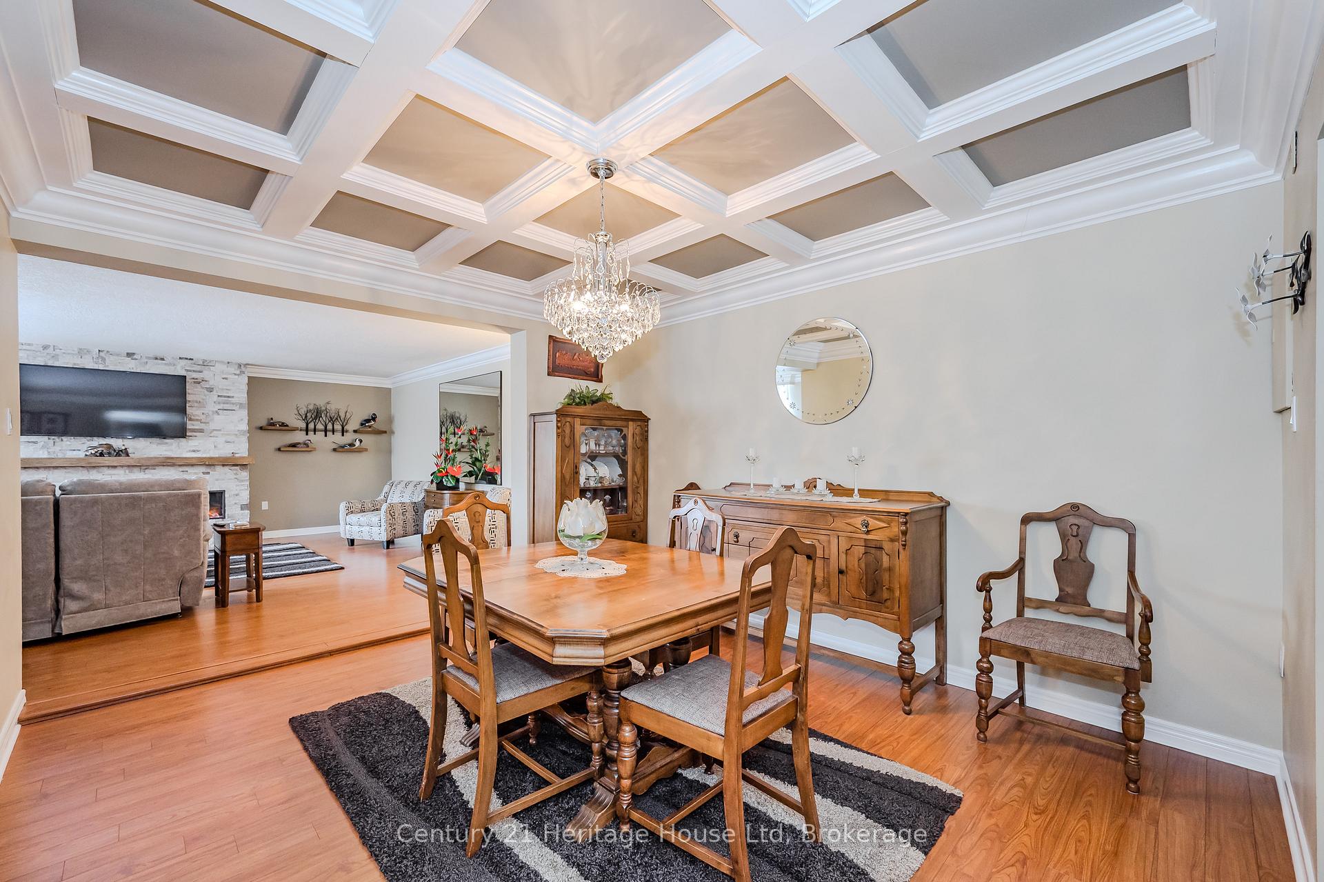 Photo 5 of Unit 306, 93 Westwood Road, Guelph, Willow West/Sugarbush/West Acres — HOMEH