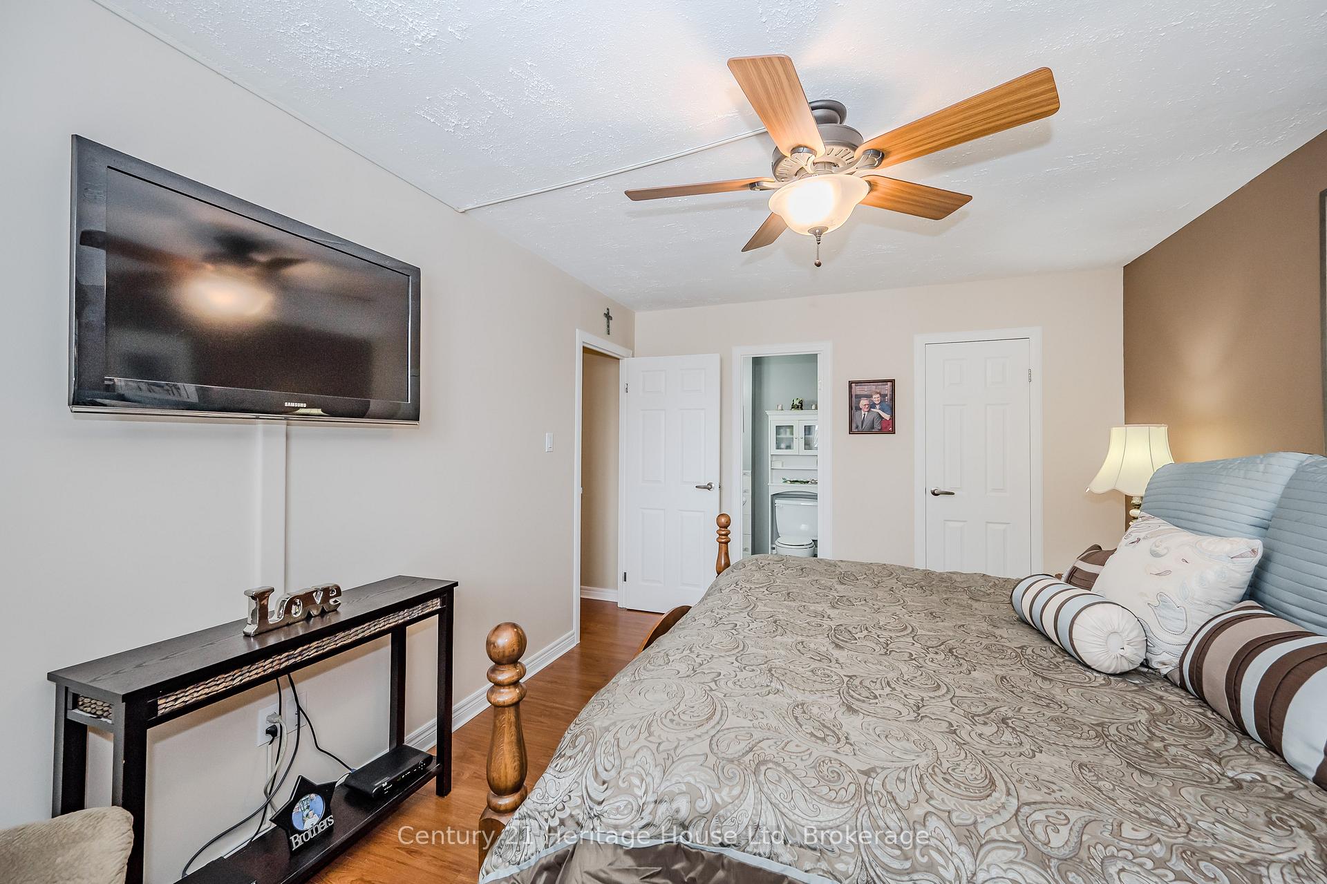 Photo 21 of Unit 306, 93 Westwood Road, Guelph, Willow West/Sugarbush/West Acres — HOMEH