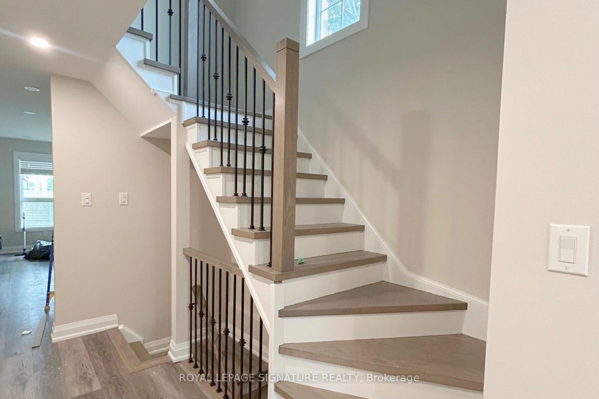 Photo 6 of 84 Smith Street, New Tecumseth, Alliston — HOMEH