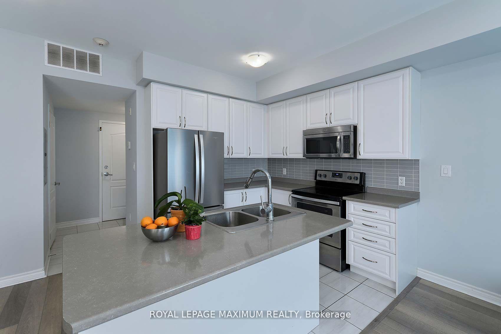 Photo 7 of Unit 214, 3905 Major Mackenzie Drive W, Vaughan, Vellore Village — HOMEH