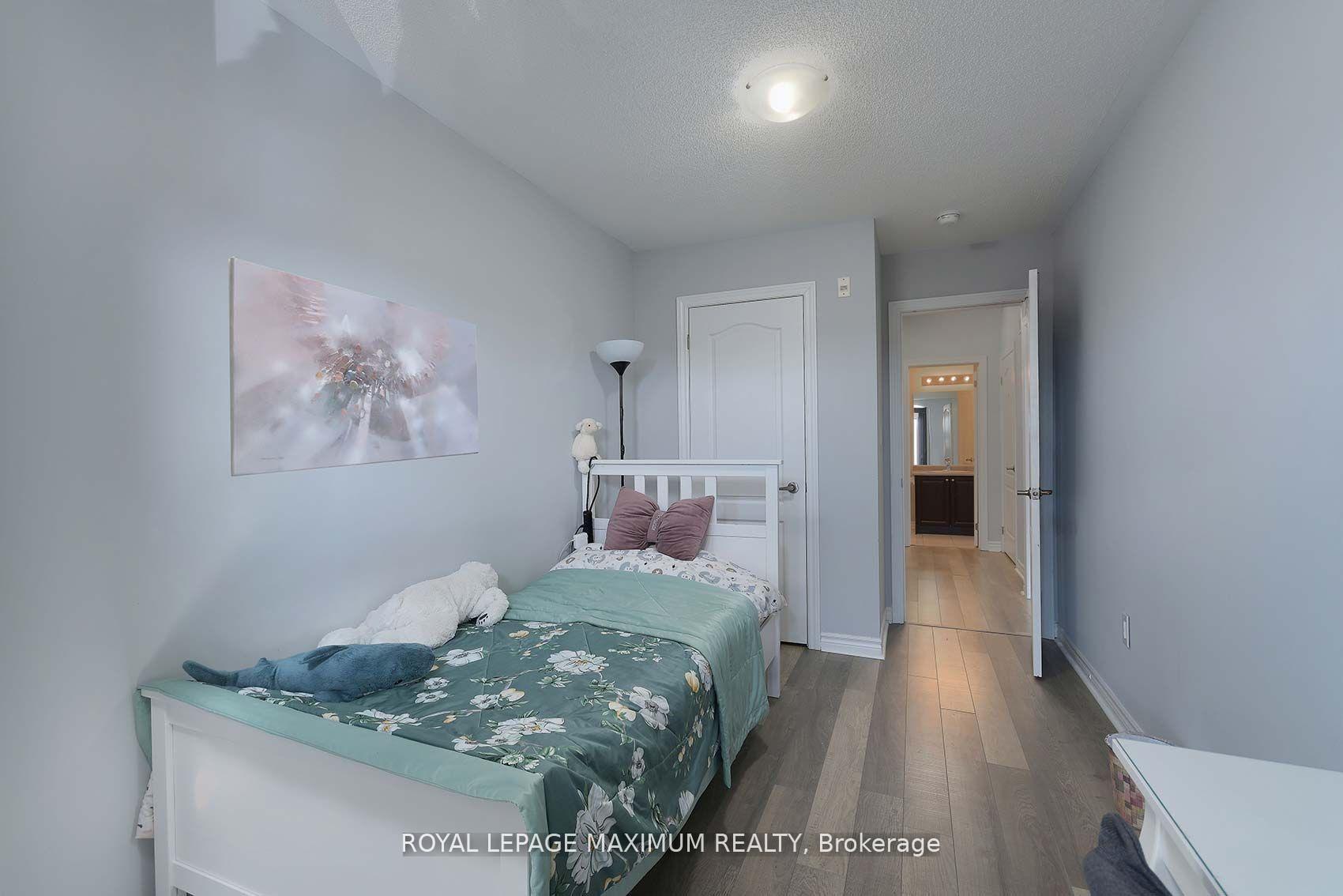 Photo 2 of Unit 214, 3905 Major Mackenzie Drive W, Vaughan, Vellore Village — HOMEH