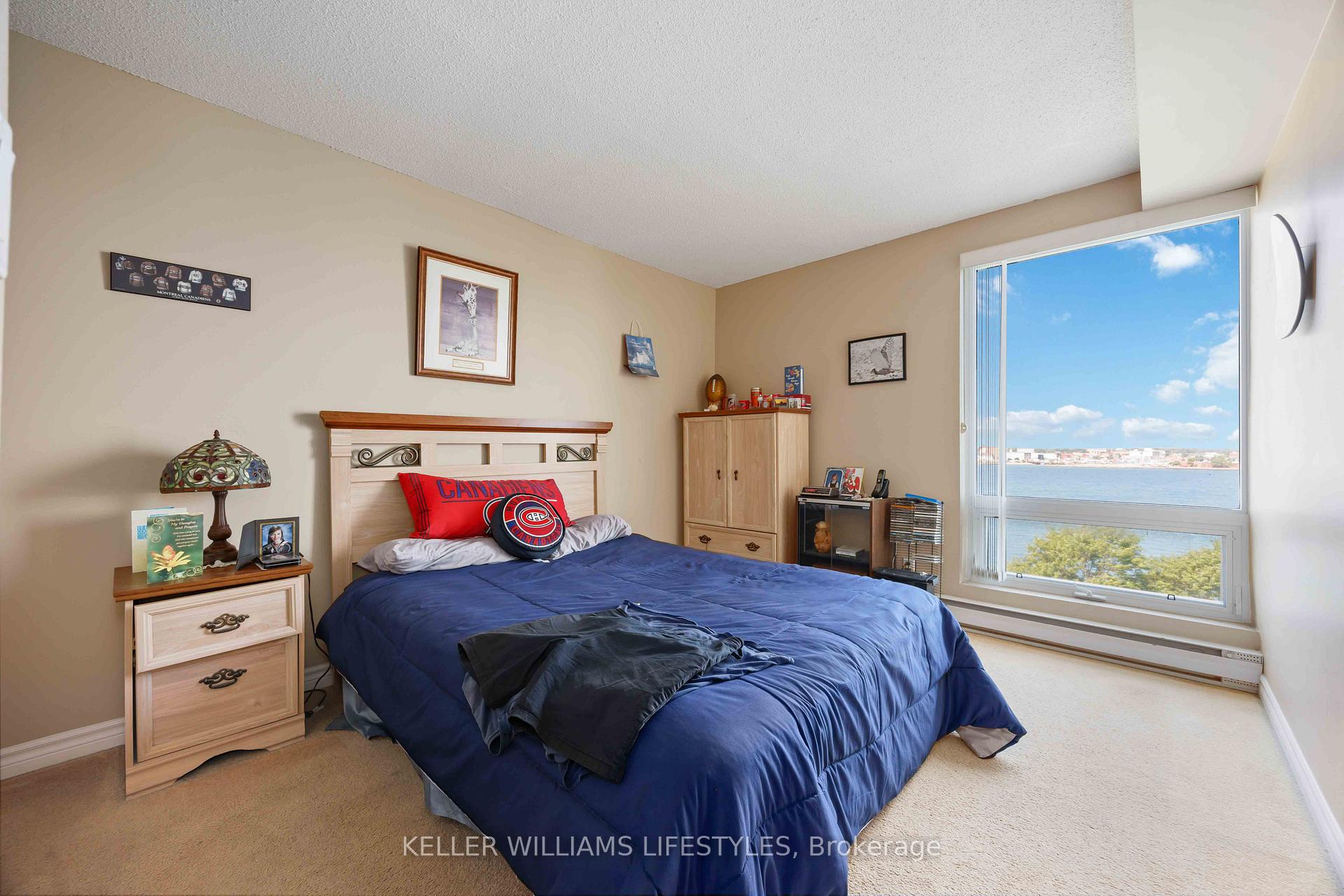 Photo 4 of Unit 603, 155 Front Street N, Sarnia — HOMEH