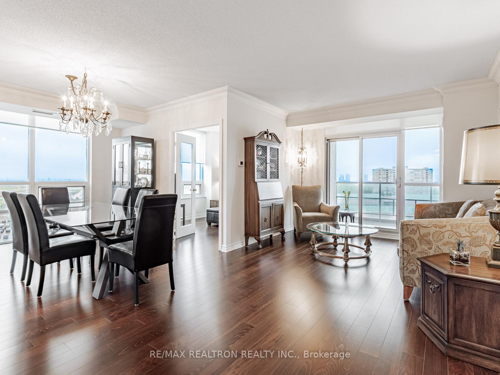 Photo 6 of Unit 1011, 88 Promenade Circle, Vaughan, Brownridge — HOMEH