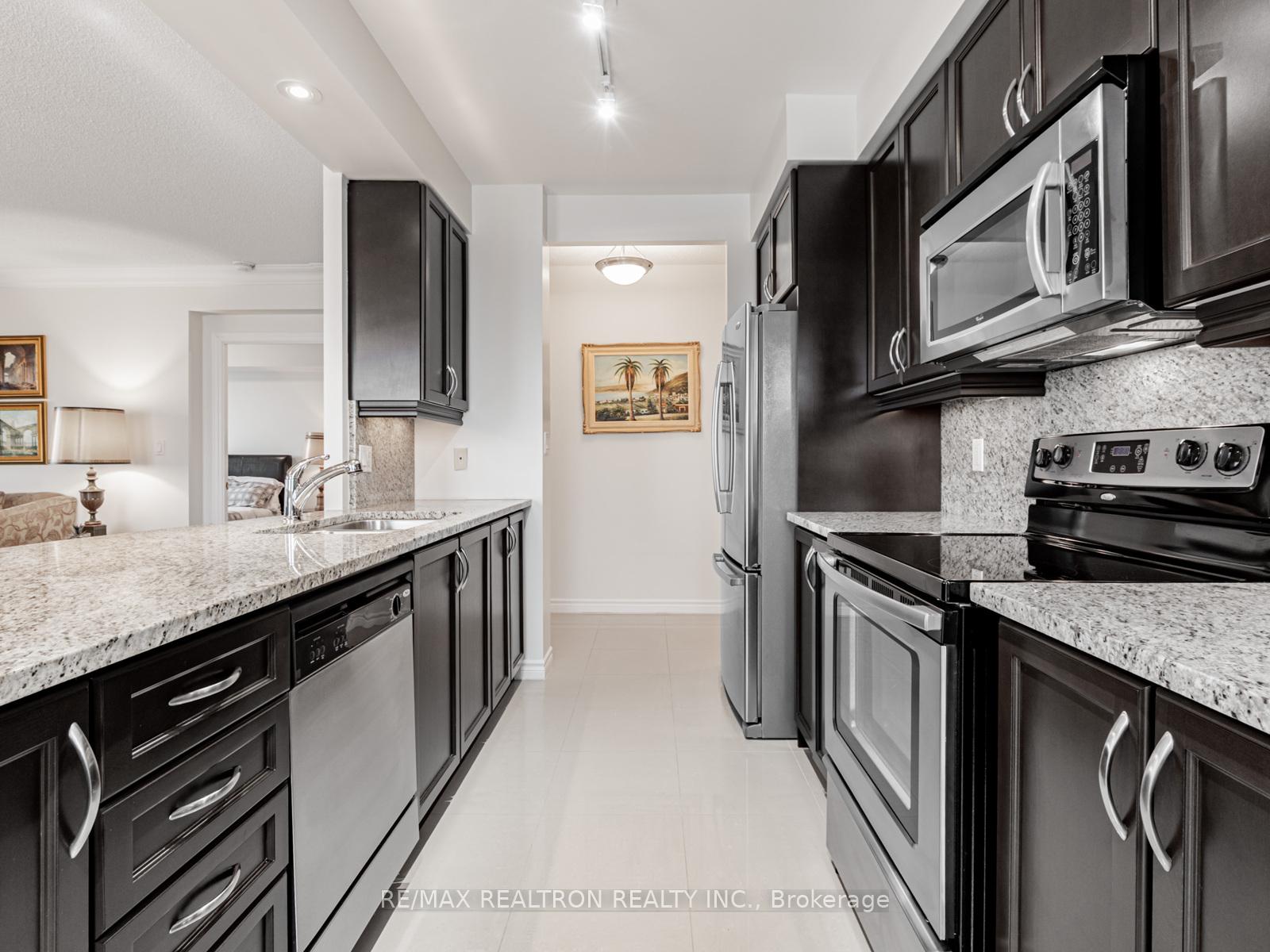 Photo 25 of Unit 1011, 88 Promenade Circle, Vaughan, Brownridge — HOMEH