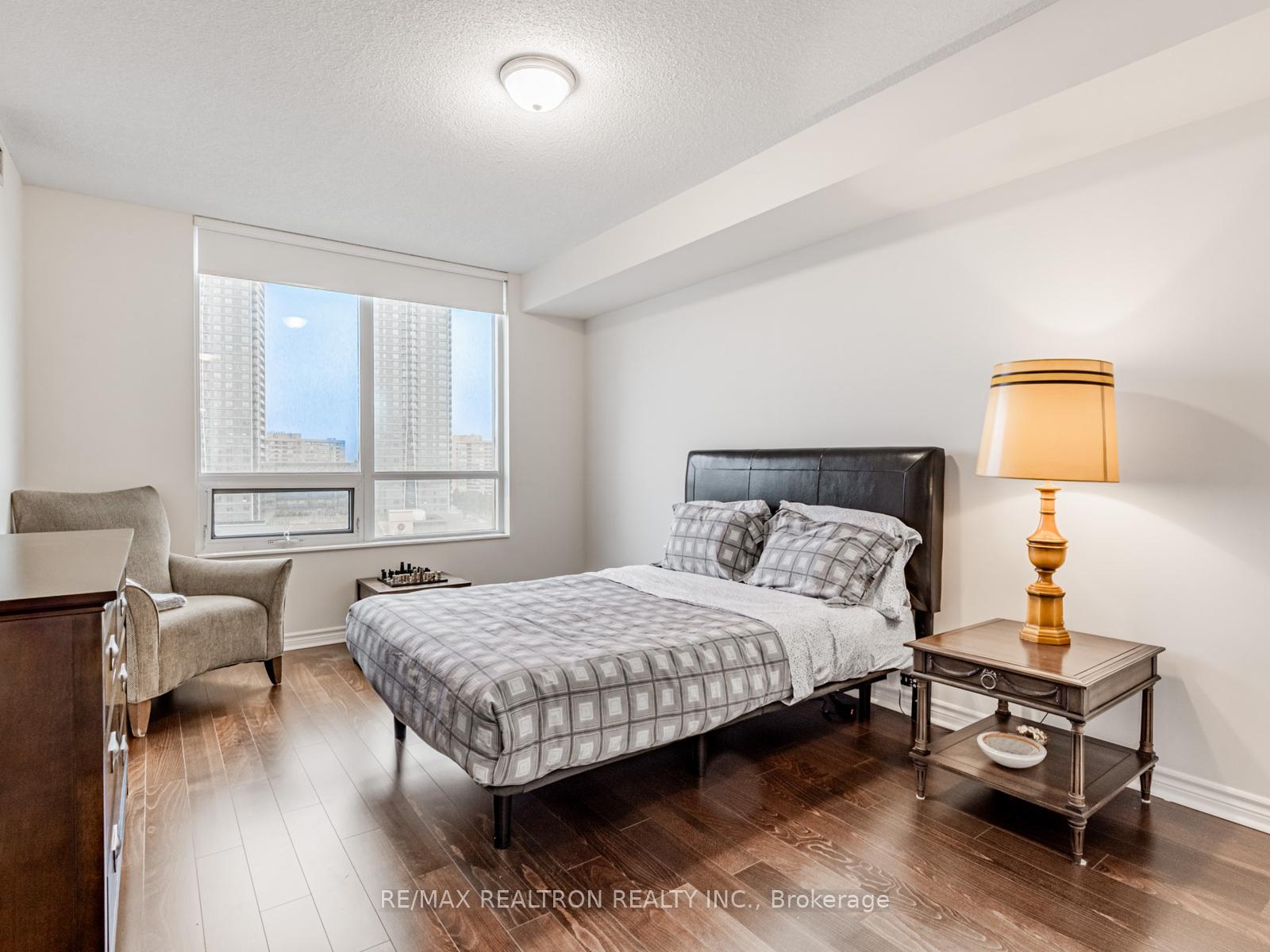 Photo 18 of Unit 1011, 88 Promenade Circle, Vaughan, Brownridge — HOMEH