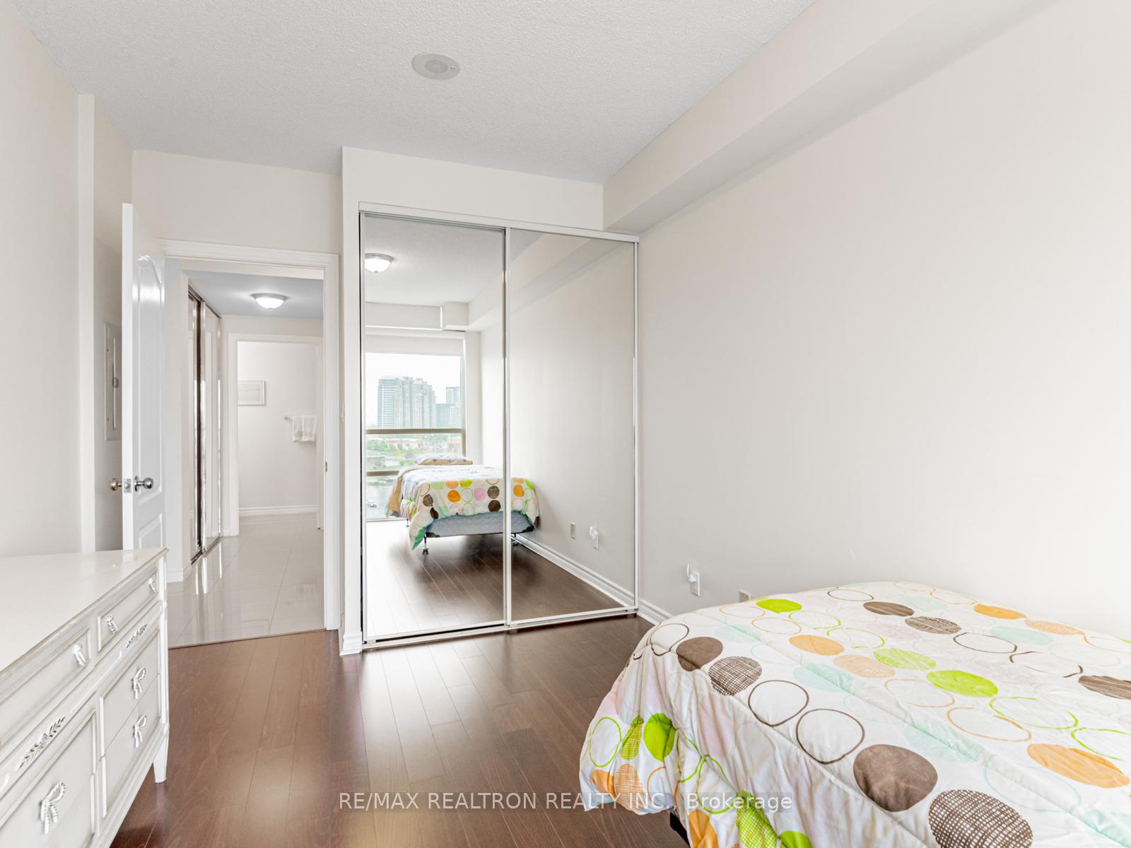 Photo 15 of Unit 1011, 88 Promenade Circle, Vaughan, Brownridge — HOMEH