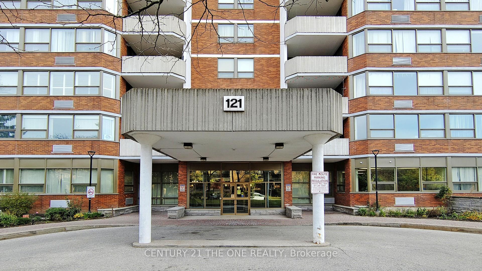 Front of Unit 808, 121 Ling Road