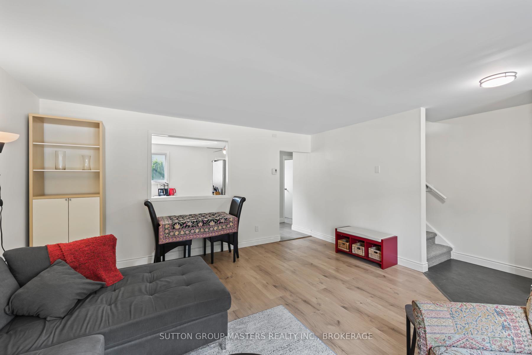 Photo 6 of 7-98 Thomas Street, Kingston, East of Sir John A. Blvd — HOMEH