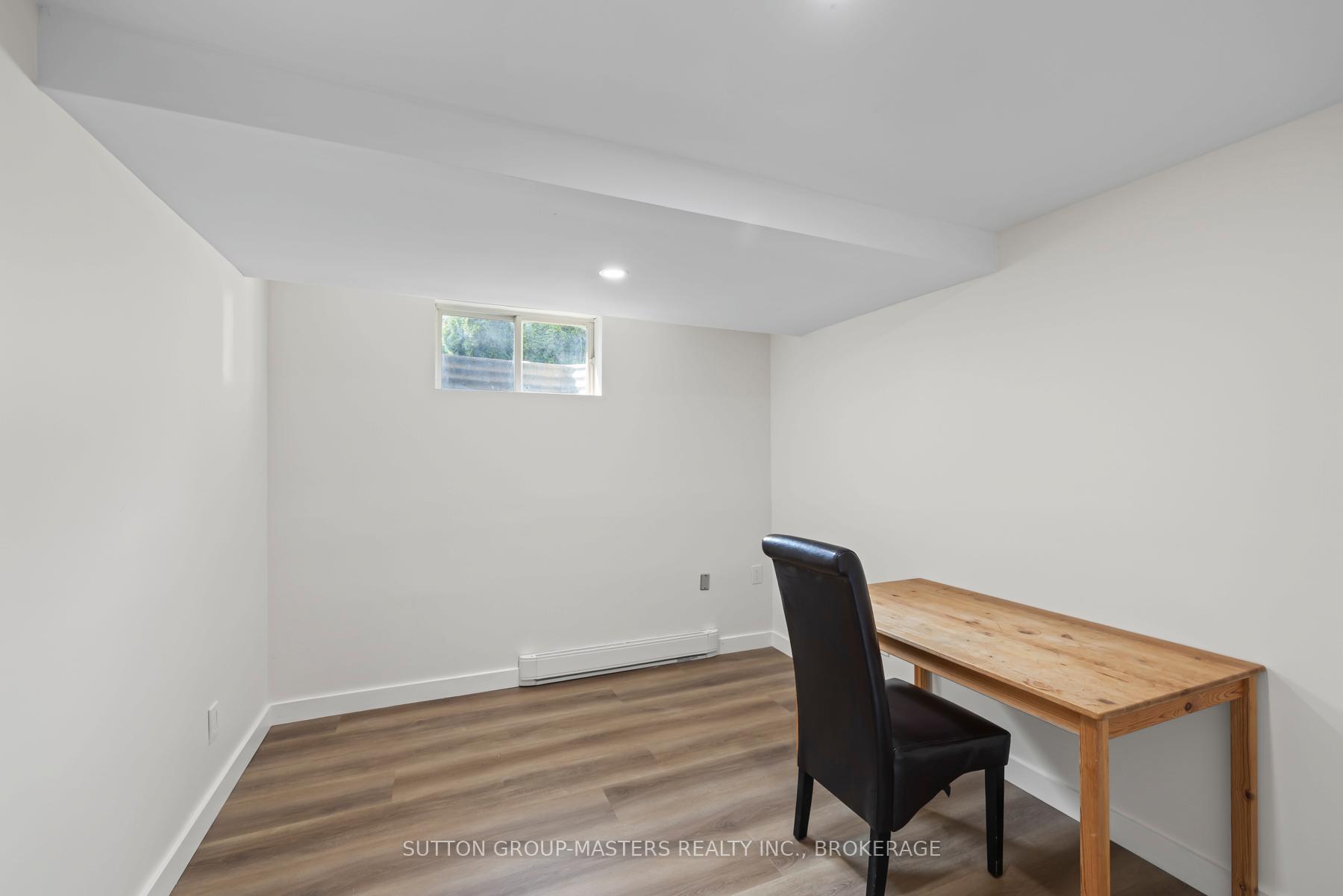 Photo 25 of 7-98 Thomas Street, Kingston, East of Sir John A. Blvd — HOMEH