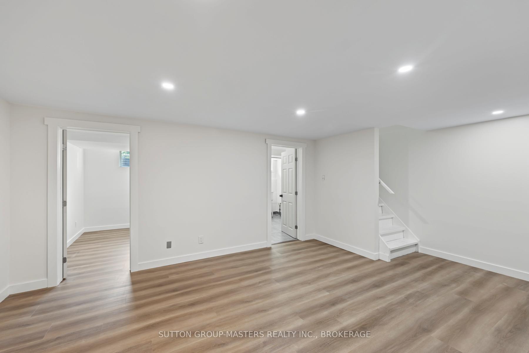 Photo 28 of 7-98 Thomas Street, Kingston, East of Sir John A. Blvd — HOMEH