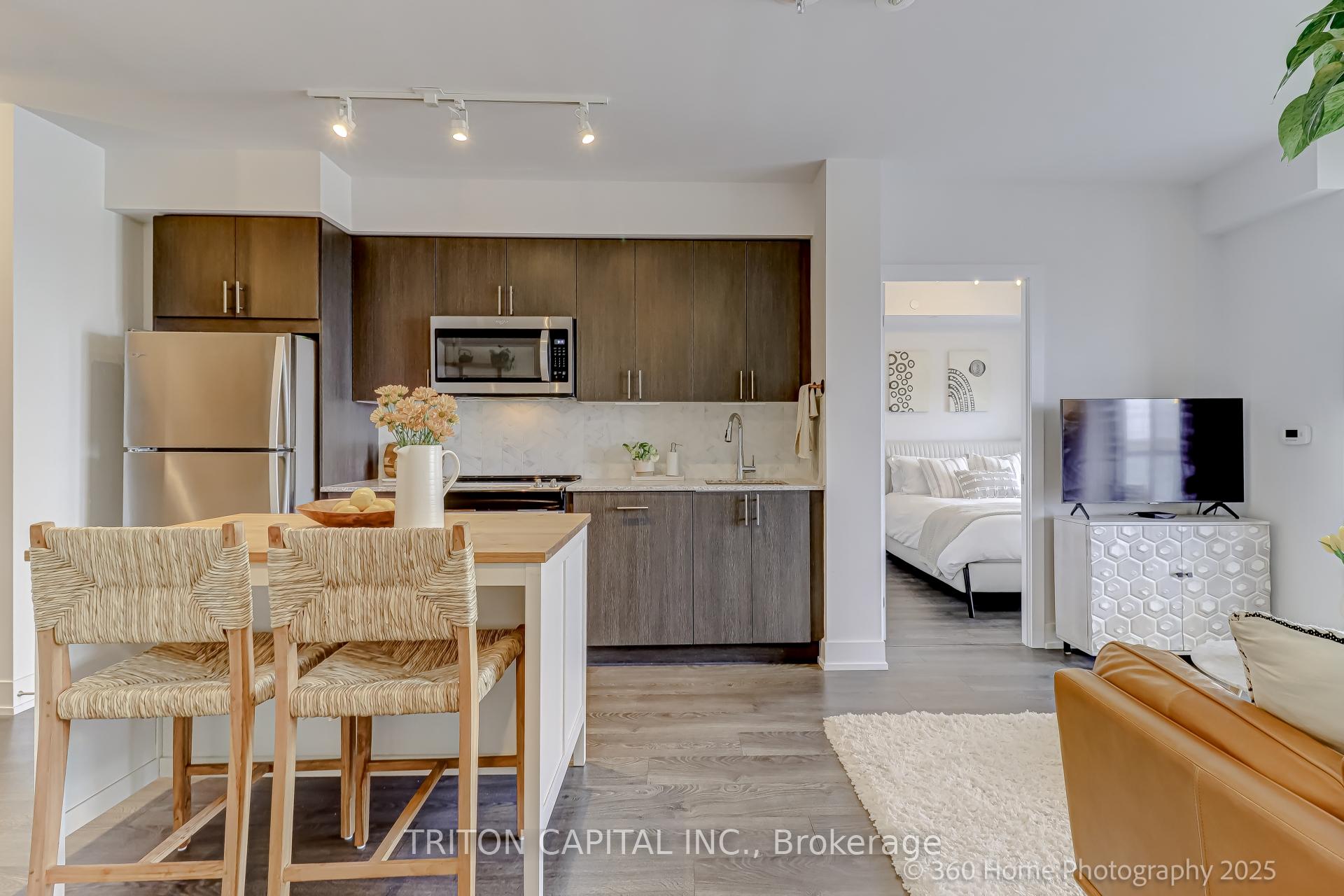 Photo 1 of Unit 418, 2550 Simcoe St N Street, Oshawa, Windfields — HOMEH