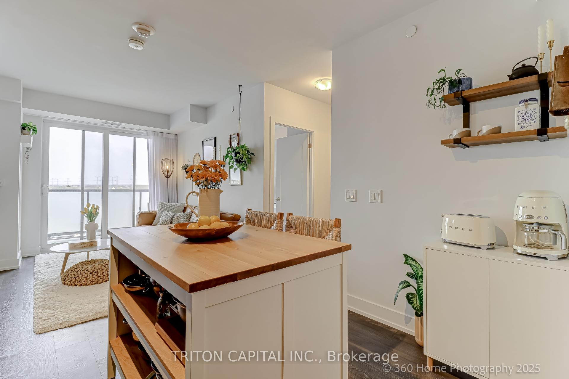 Photo 10 of Unit 418, 2550 Simcoe St N Street, Oshawa, Windfields — HOMEH