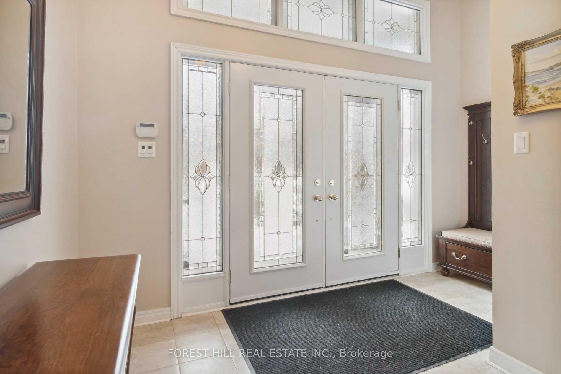 Photo 2 of 125 Belvia Drive, Vaughan, Patterson — HOMEH
