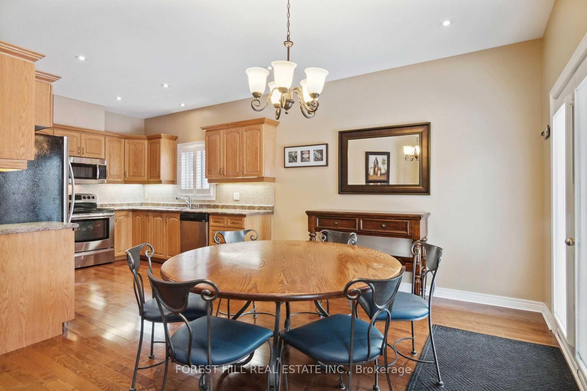 Photo 16 of 125 Belvia Drive, Vaughan, Patterson — HOMEH