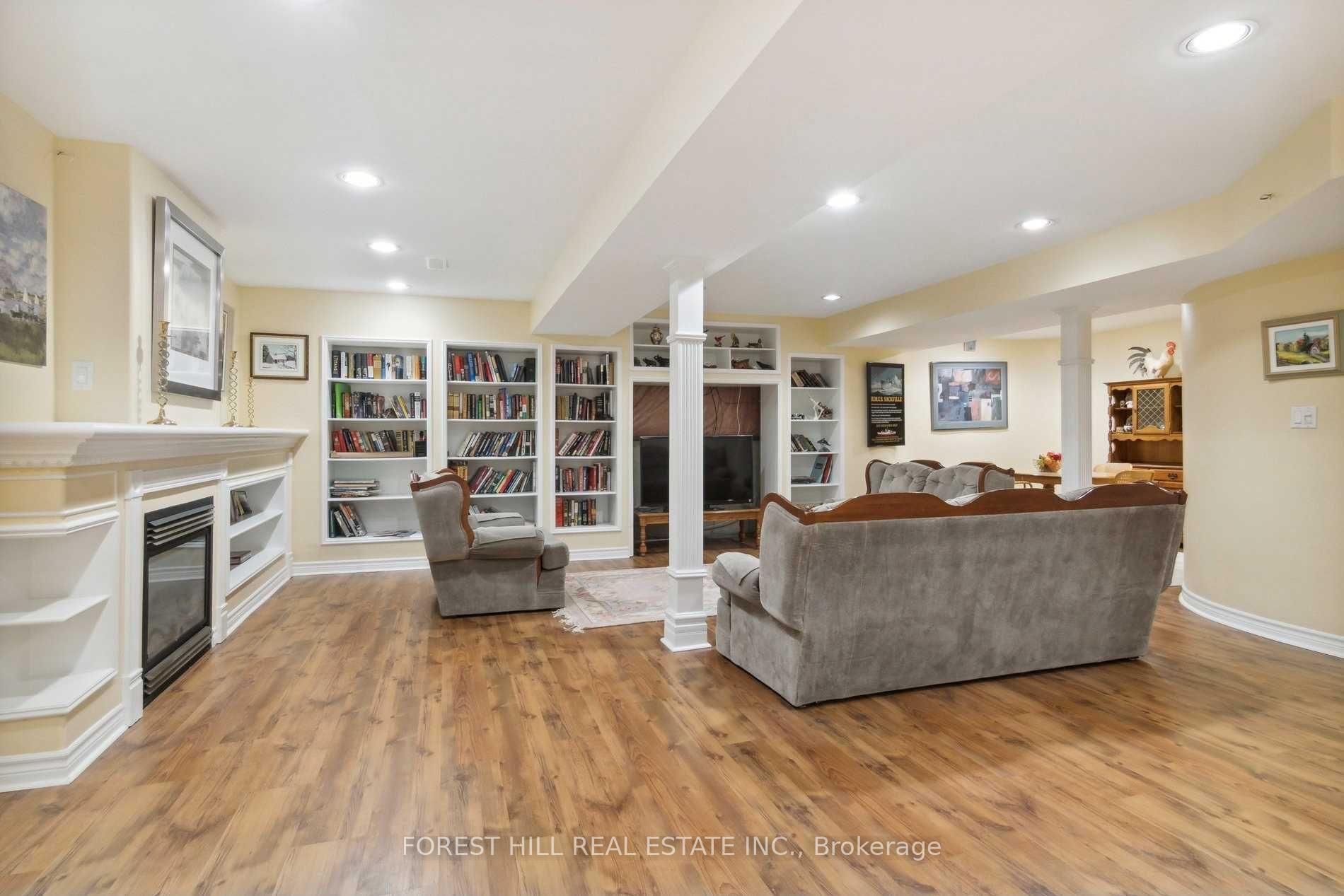 Photo 11 of 125 Belvia Drive, Vaughan, Patterson — HOMEH