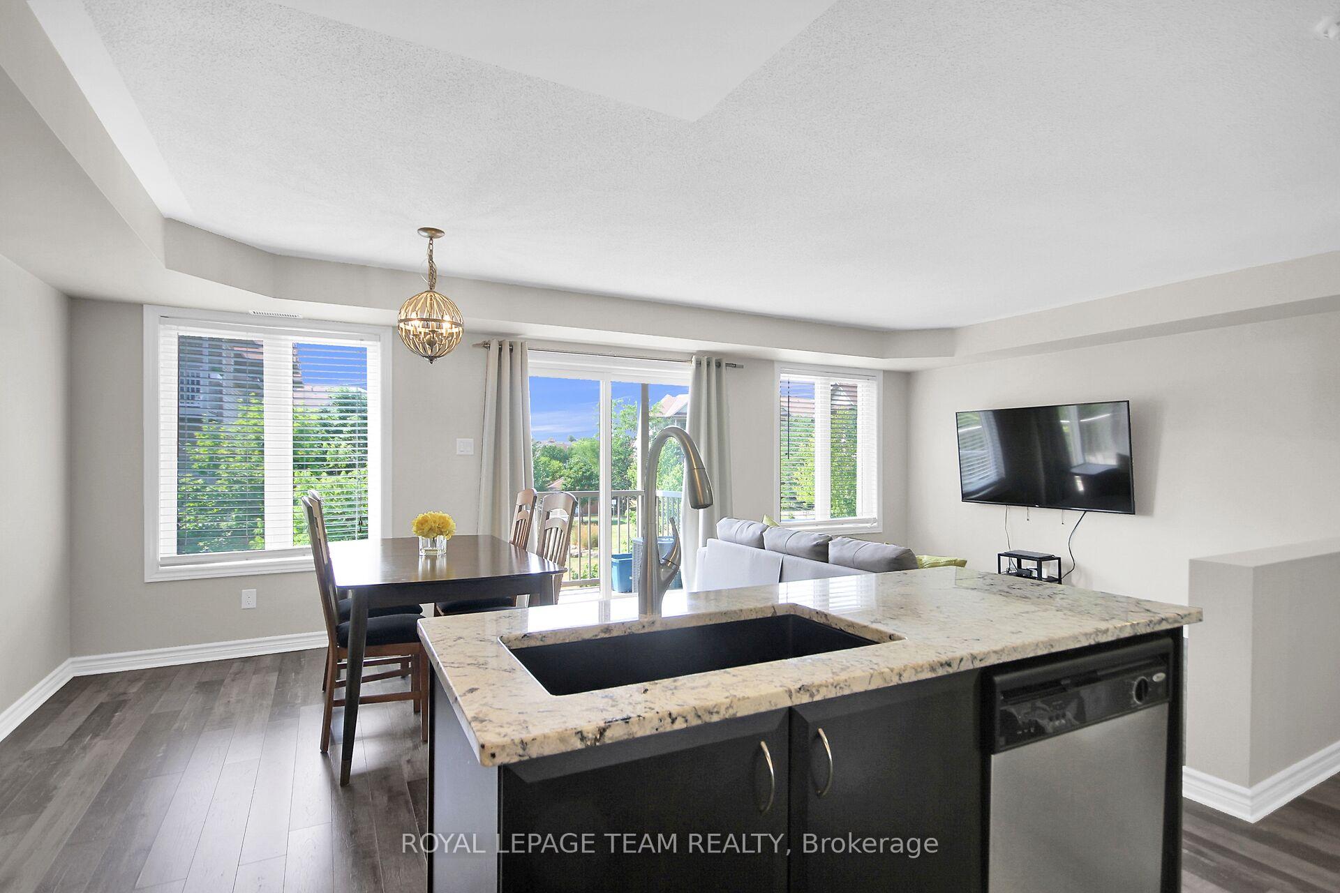 Photo 5 of Unit 5, 46 Barnstone Drive, Ottawa, Barrhaven East — HOMEH