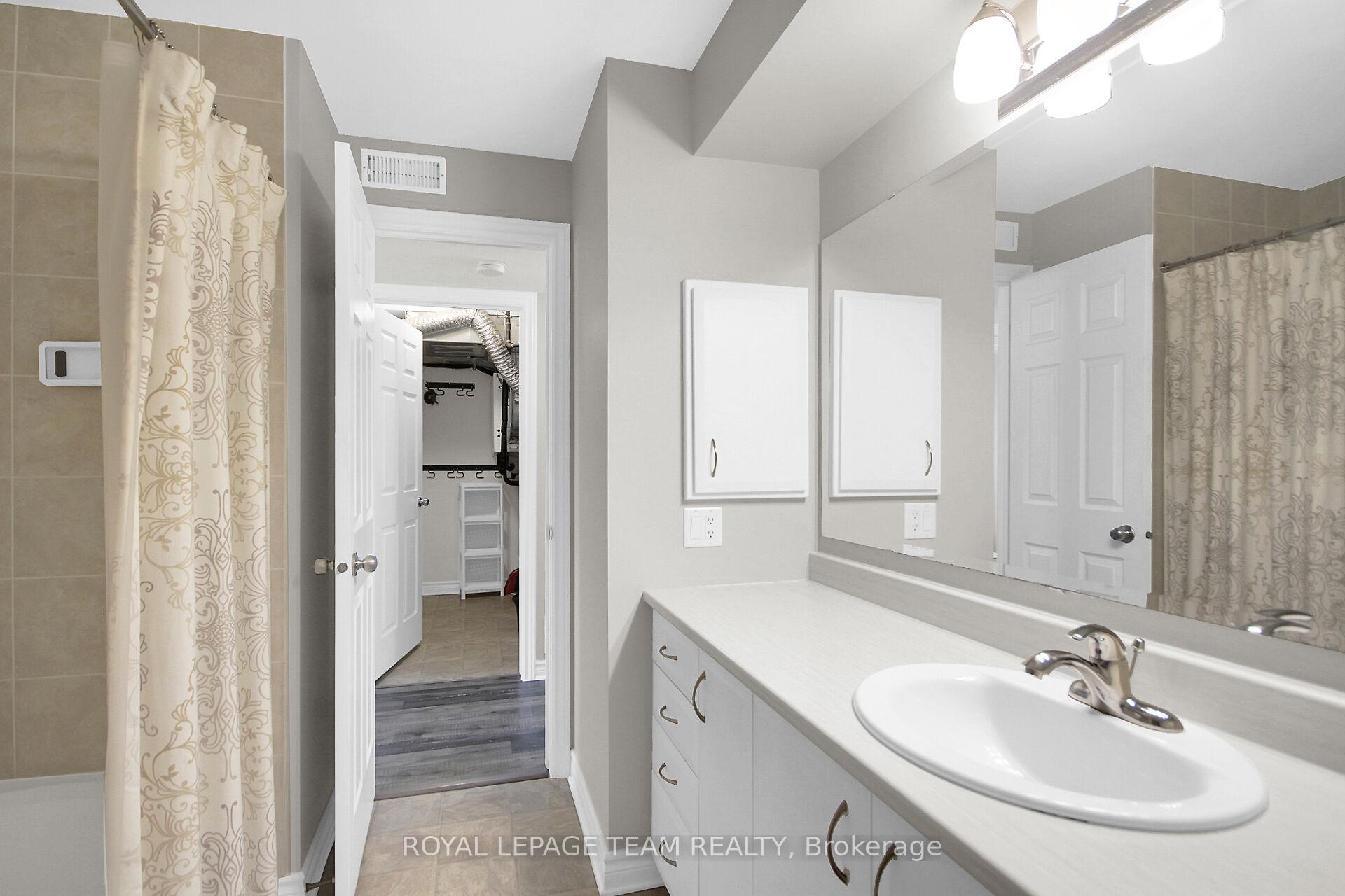 Photo 19 of Unit 5, 46 Barnstone Drive, Ottawa, Barrhaven East — HOMEH