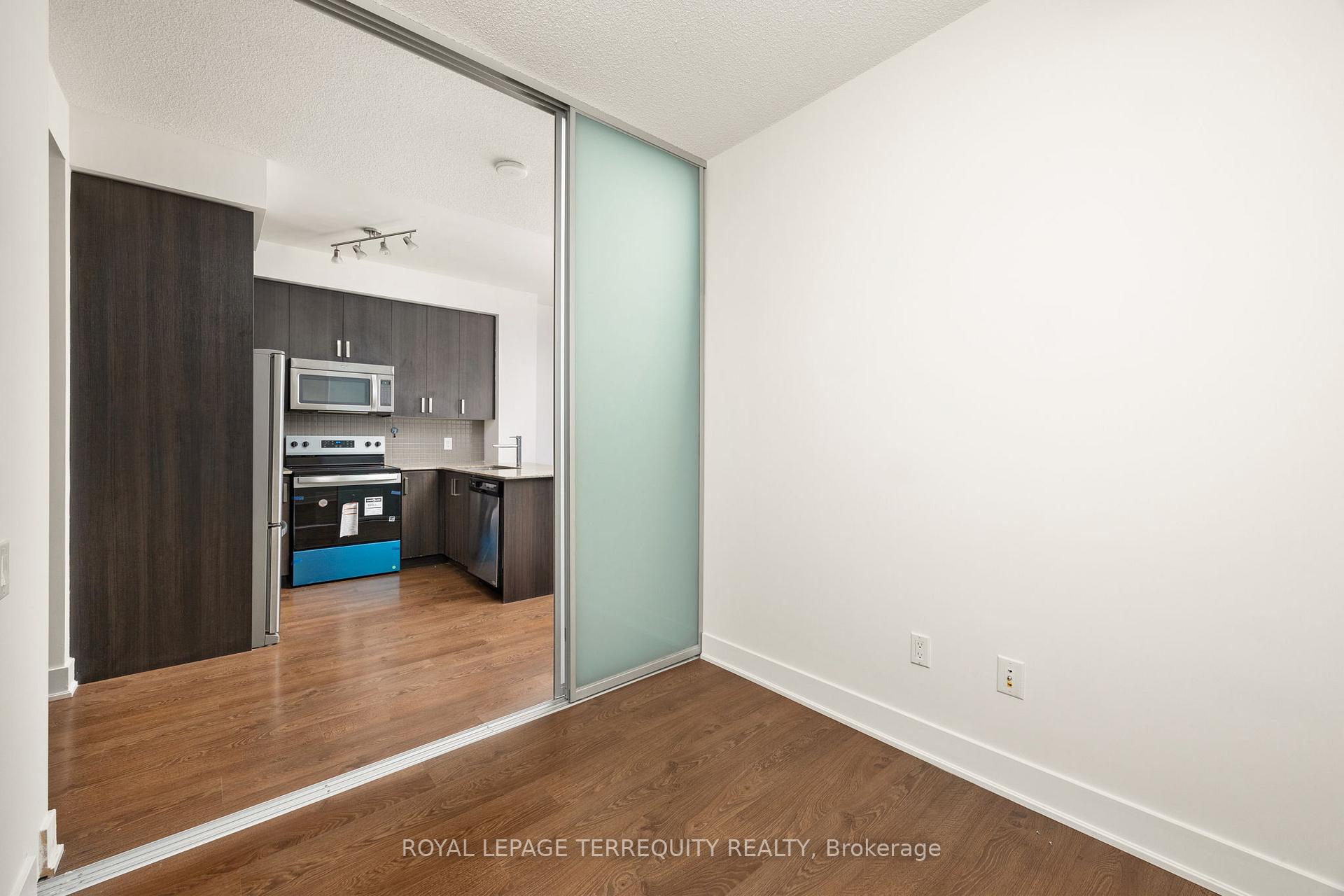 Photo 18 of Unit 614, 7608 Yonge Street, Vaughan, Crestwood-Springfarm-Yorkhill — HOMEH