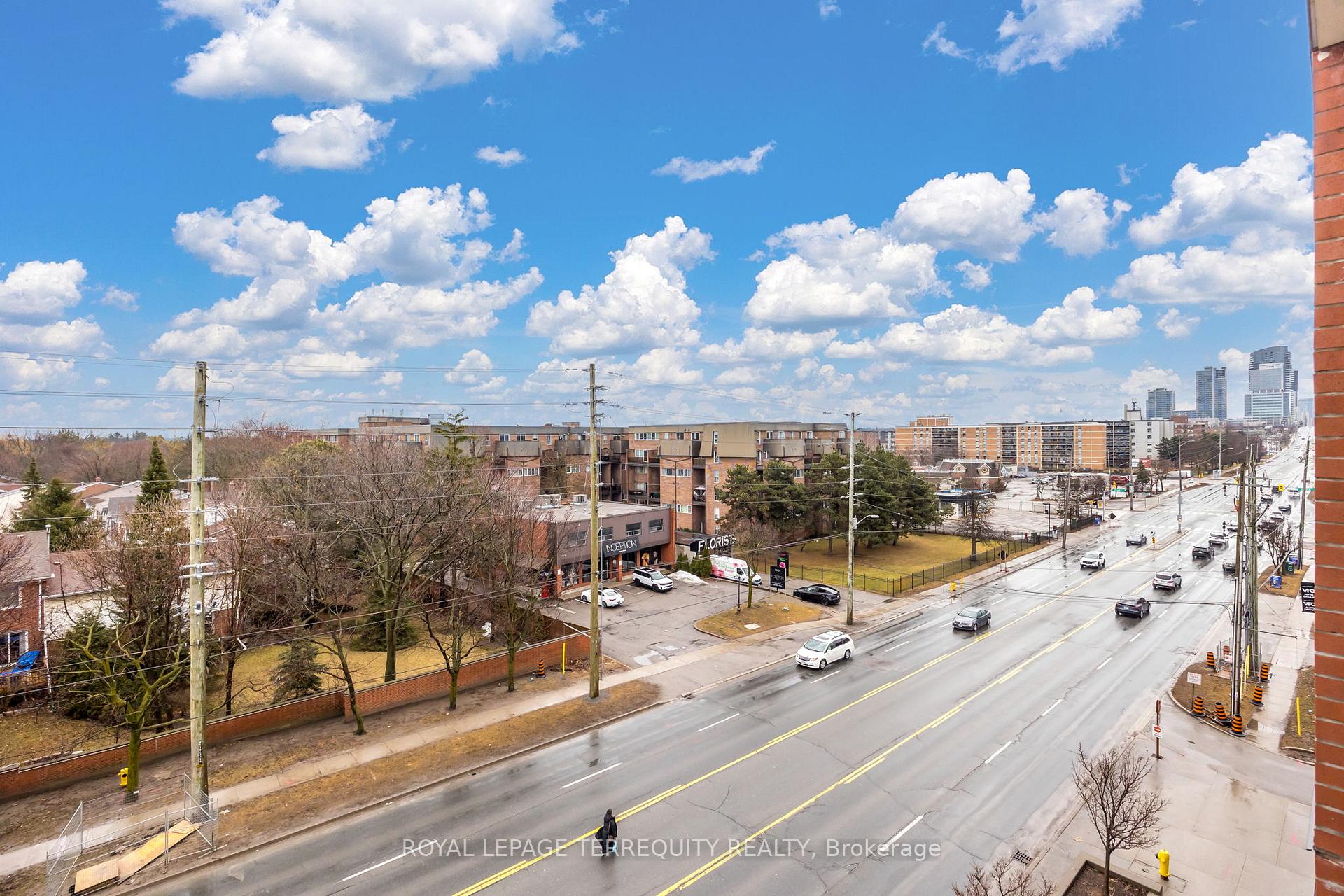 Photo 26 of Unit 614, 7608 Yonge Street, Vaughan, Crestwood-Springfarm-Yorkhill — HOMEH