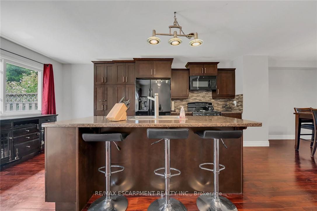 Photo 13 of Unit 24, 26 Moss Boulevard, Hamilton, Dundas — HOMEH