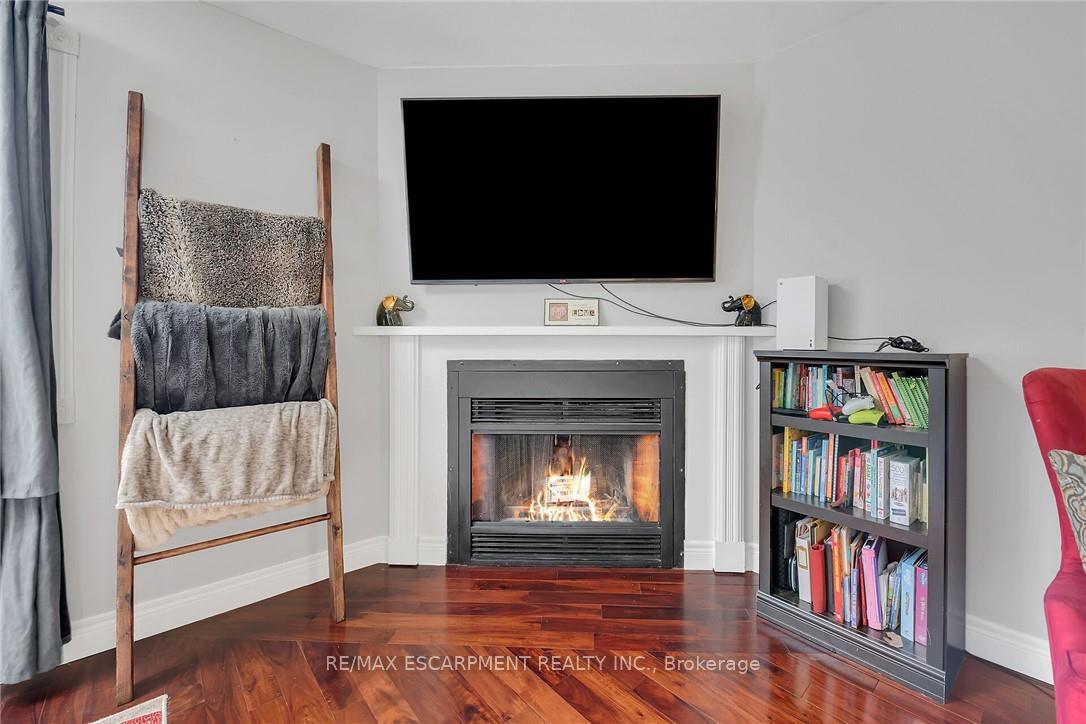 Photo 23 of Unit 24, 26 Moss Boulevard, Hamilton, Dundas — HOMEH