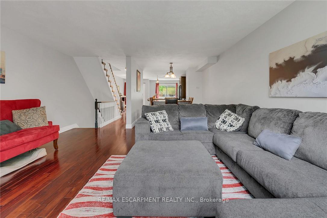 Photo 15 of Unit 24, 26 Moss Boulevard, Hamilton, Dundas — HOMEH