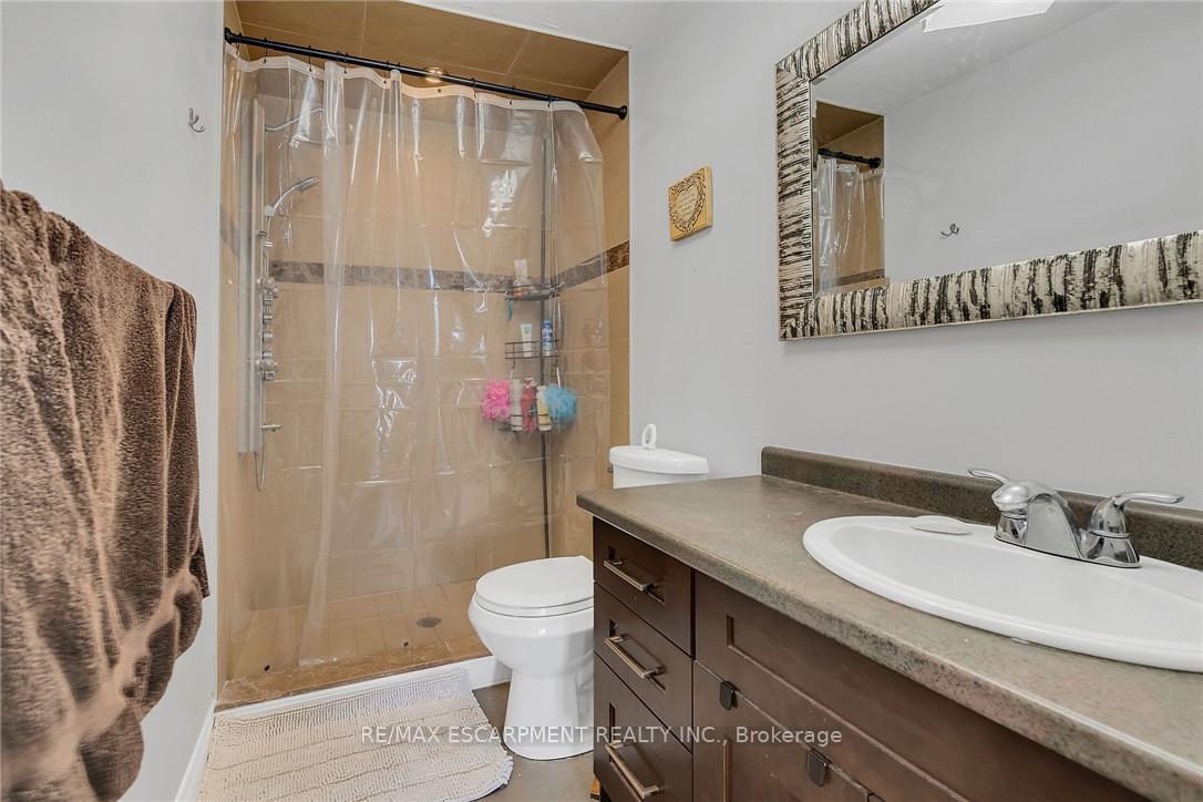 Photo 47 of Unit 24, 26 Moss Boulevard, Hamilton, Dundas — HOMEH