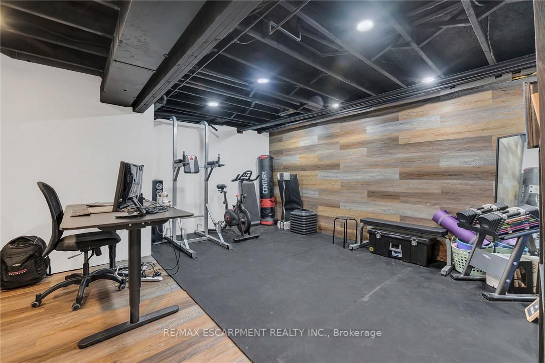 Photo 26 of Unit 24, 26 Moss Boulevard, Hamilton, Dundas — HOMEH