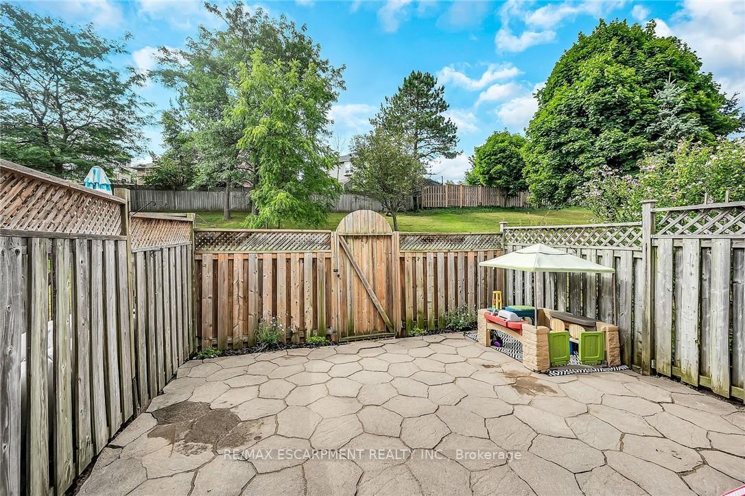 Photo 21 of Unit 24, 26 Moss Boulevard, Hamilton, Dundas — HOMEH