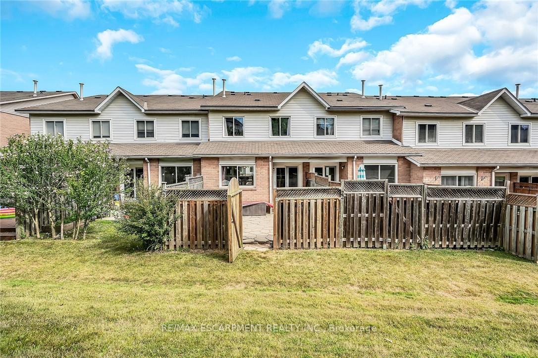 Photo 49 of Unit 24, 26 Moss Boulevard, Hamilton, Dundas — HOMEH