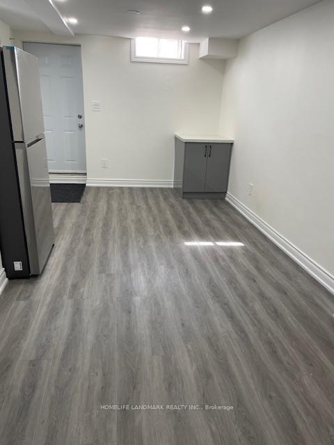 Photo 3 of Unit Basement, 162 Doubtfire Crescent, Markham, Middlefield — HOMEH