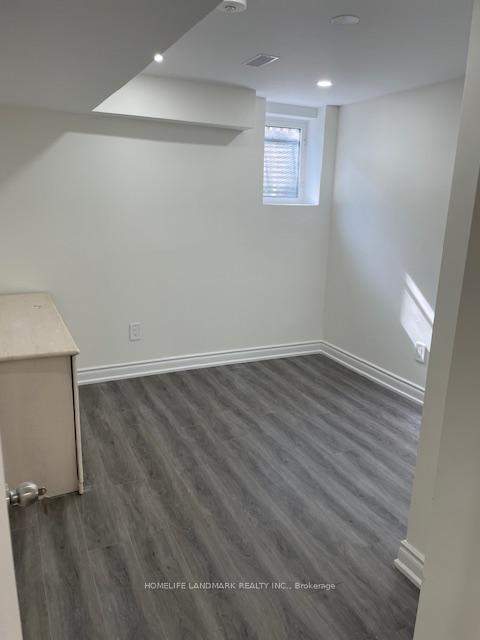 Photo 2 of Unit Basement, 162 Doubtfire Crescent, Markham, Middlefield — HOMEH