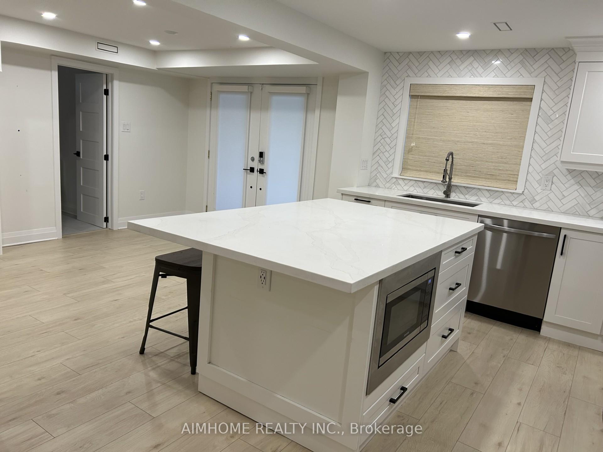 Photo 13 of 14 Twelve Oaks Drive, Aurora, Aurora Village — HOMEH