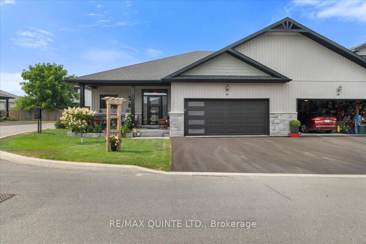 Photo 3 of Unit 16, 39 Downes Avenue, Prince Edward County, Picton — HOMEH