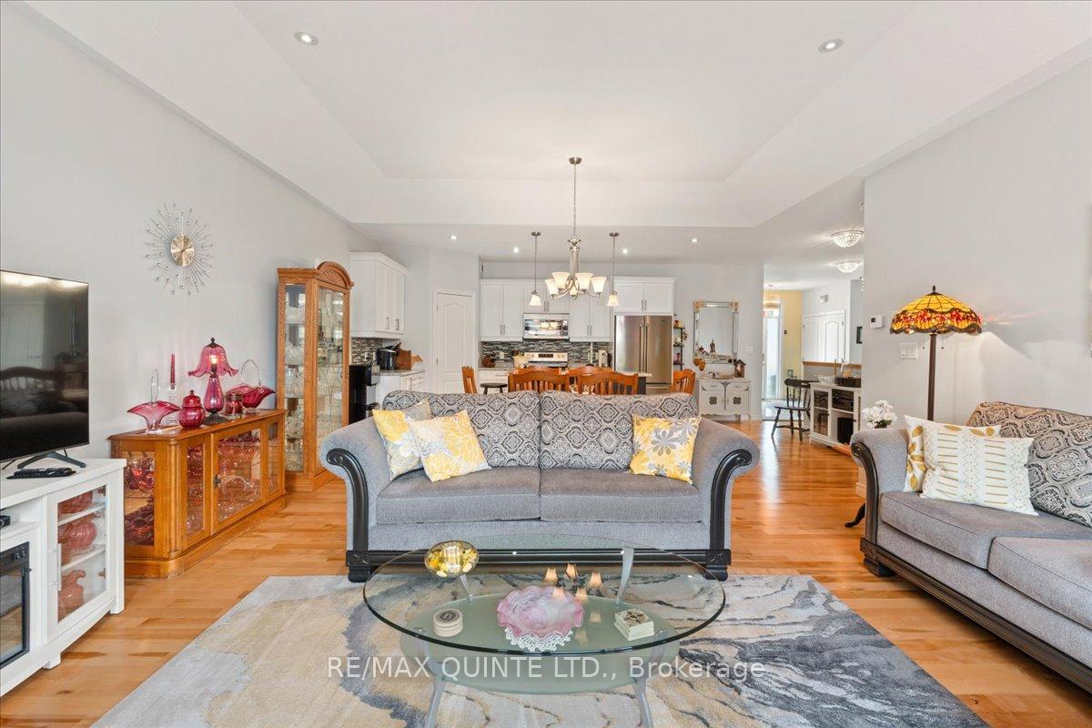 Photo 7 of Unit 16, 39 Downes Avenue, Prince Edward County, Picton — HOMEH