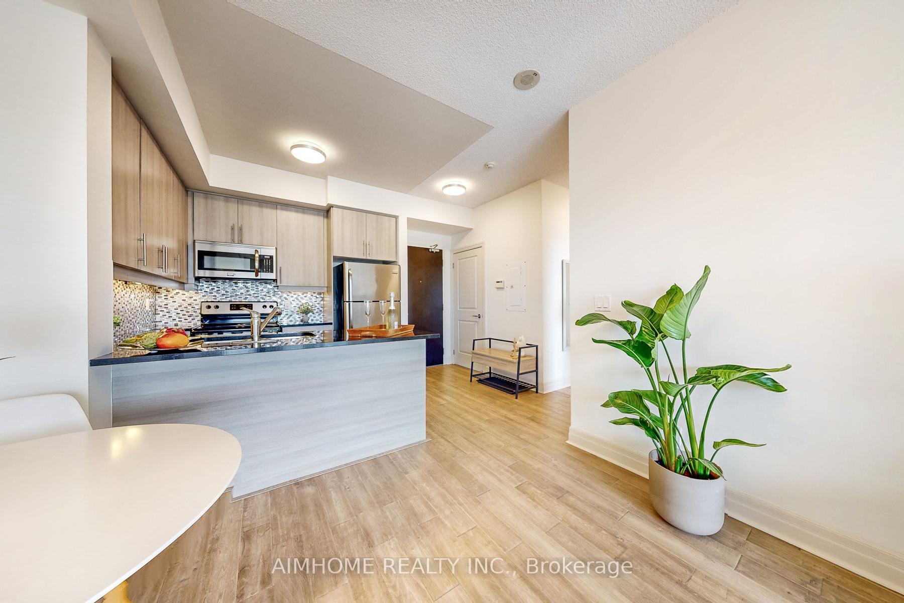 Photo 3 of Unit 1004, 8110 Birchmount Road, Markham, Unionville — HOMEH