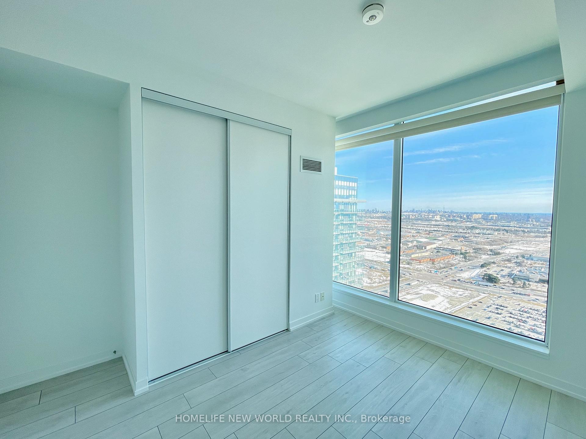 Photo 4 of Unit 4006, 950 Portage Parkway, Vaughan, Vaughan Corporate Centre — HOMEH