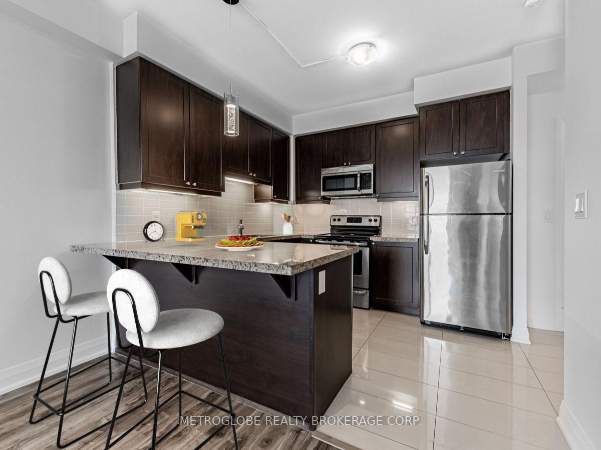 Photo 5 of Unit 412, 12 Woodstream Boulevard E, Vaughan, Vaughan Grove — HOMEH