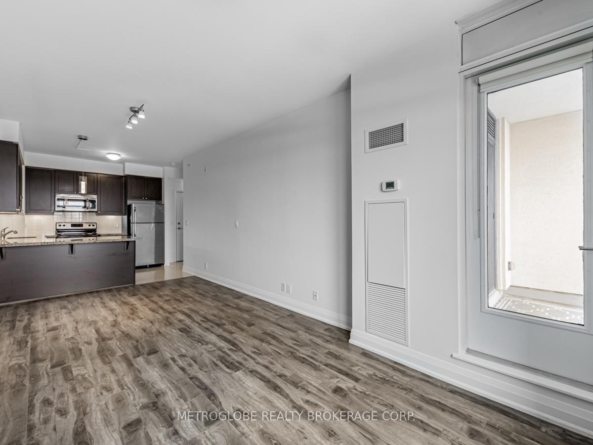 Photo 15 of Unit 412, 12 Woodstream Boulevard E, Vaughan, Vaughan Grove — HOMEH
