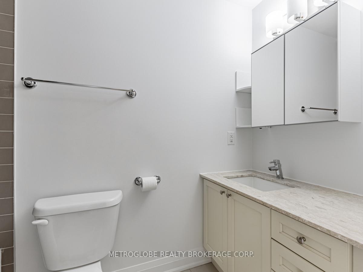 Photo 13 of Unit 412, 12 Woodstream Boulevard E, Vaughan, Vaughan Grove — HOMEH