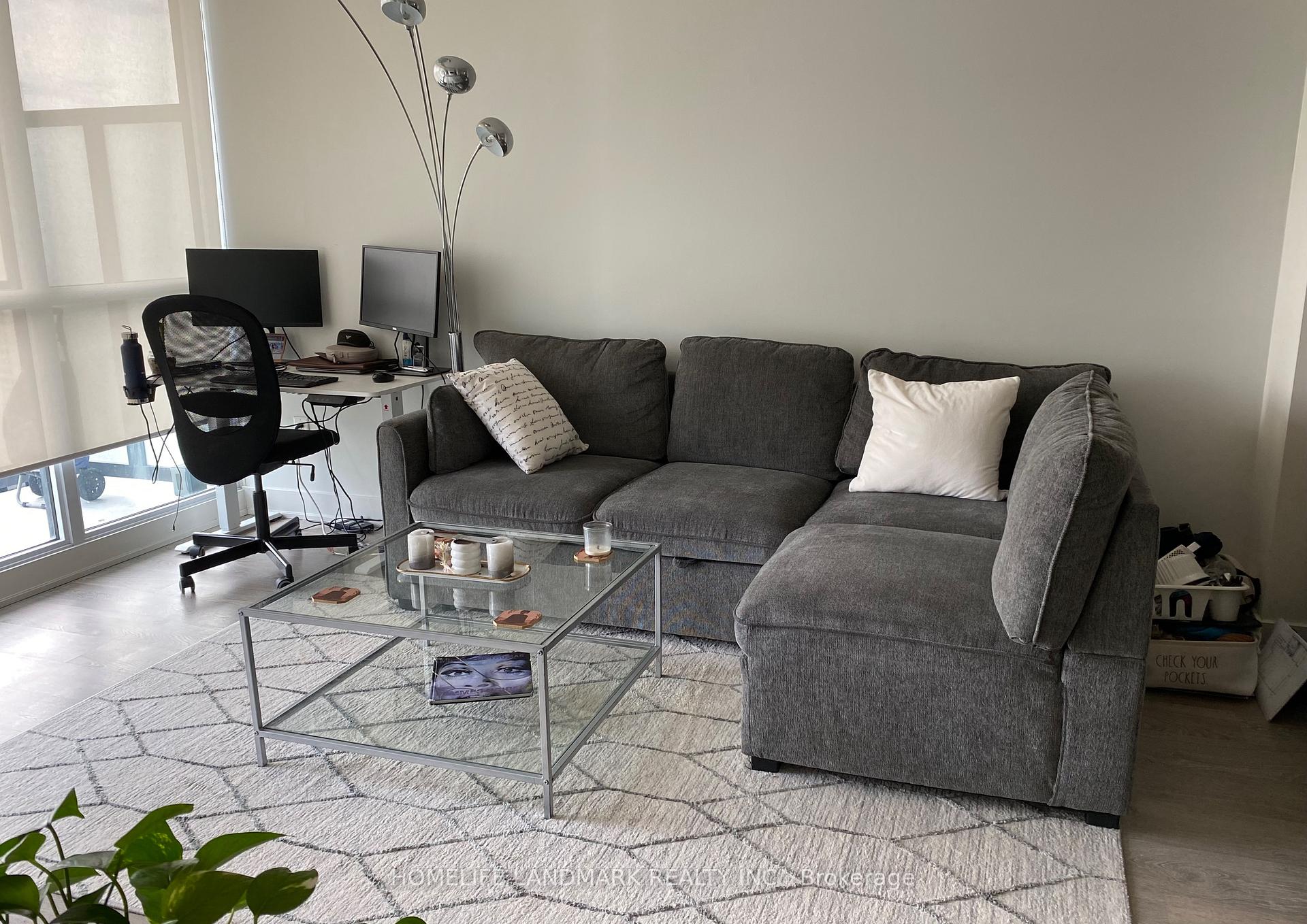Photo 2 of Unit 2903, 30 Roehampton Avenue, Toronto, Mount Pleasant West — HOMEH