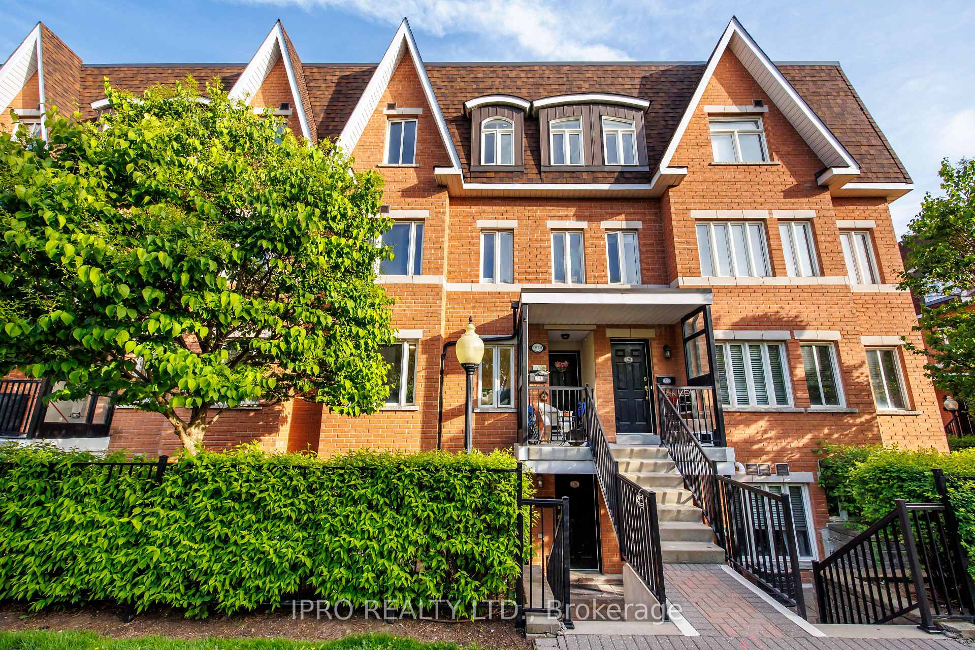 Photo 1 of Unit 176, 312 John Street, Markham, Aileen-Willowbrook — HOMEH