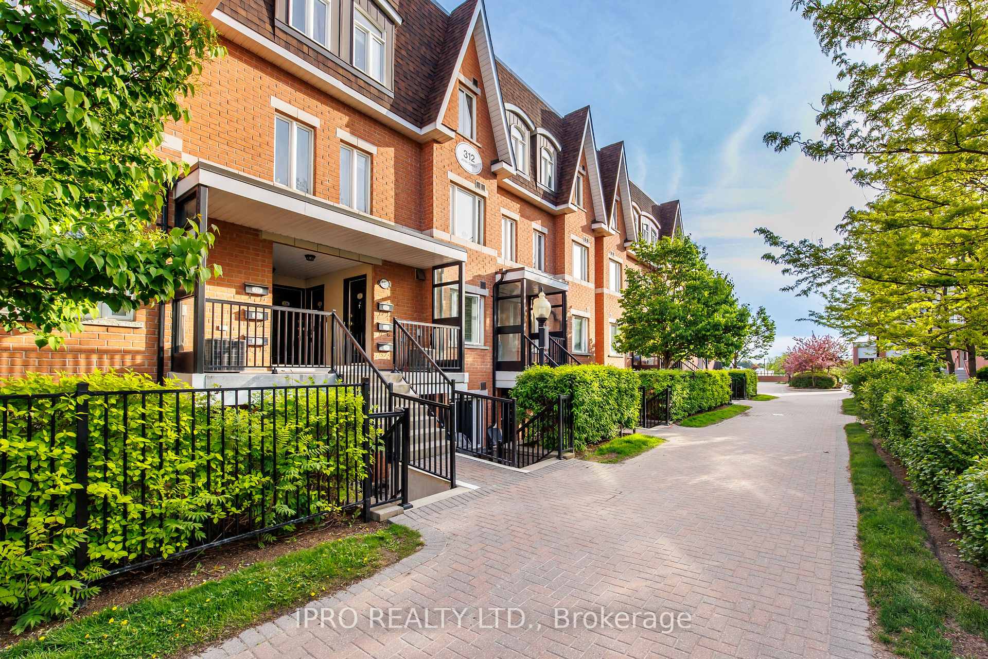 Photo 11 of Unit 176, 312 John Street, Markham, Aileen-Willowbrook — HOMEH
