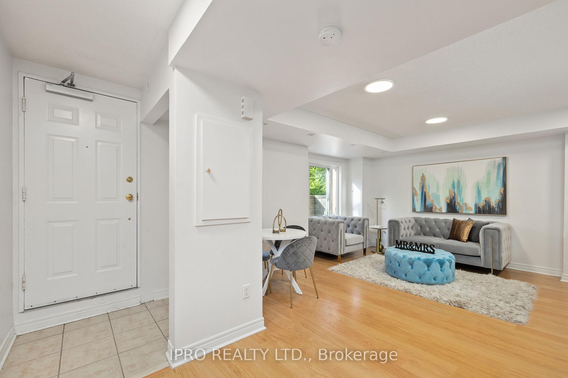 Photo 2 of Unit 176, 312 John Street, Markham, Aileen-Willowbrook — HOMEH