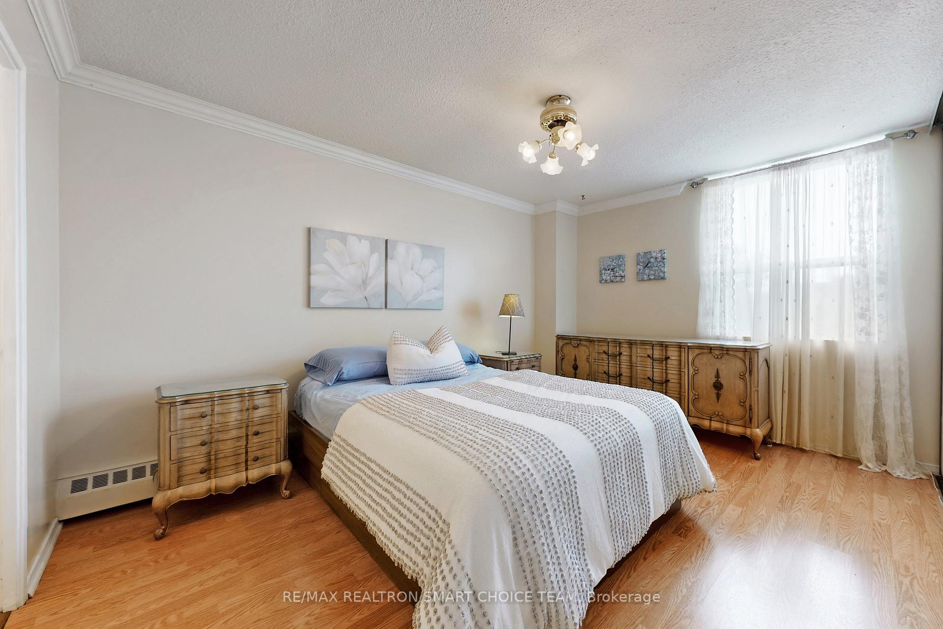 Photo 13 of Unit 506, 180 Dudley Avenue, Markham, Thornhill — HOMEH
